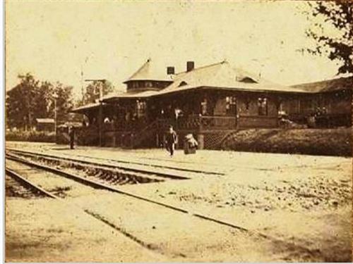 Old Pointe Depot 